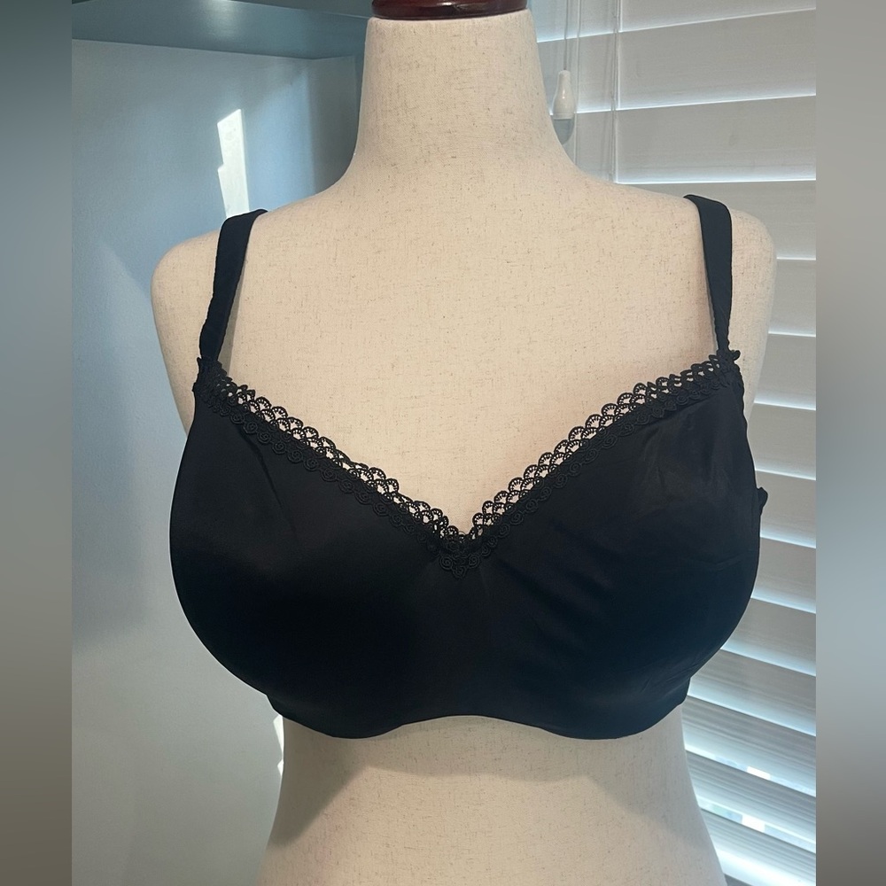 AVENUE Body Black‎ Satin Bra 46DD